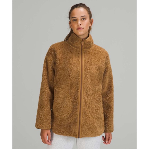 Lululemon Reversible Fleece Jacket in Bold Beige - Picture 9 of 9